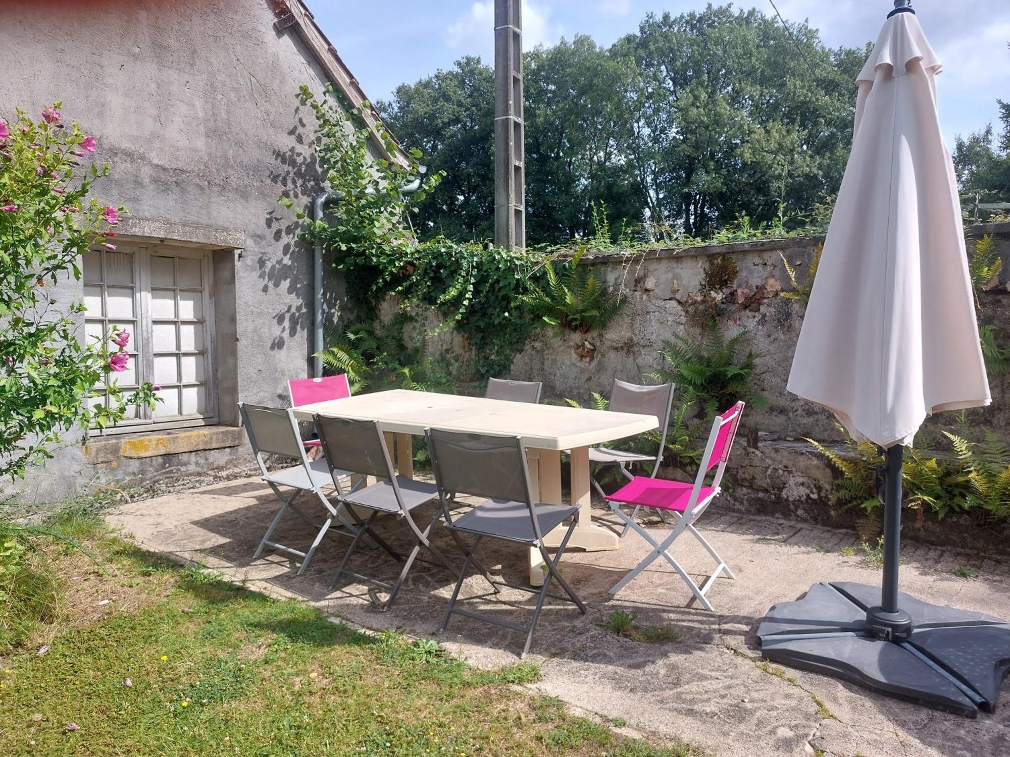 Les Anniquins Villa Ivoy-le-Pre Ngoại thất bức ảnh